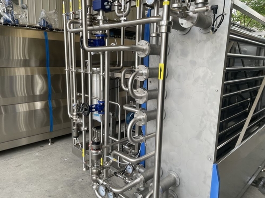 Eficiente e fácil de operar esterilizador UHT para linha de processamento de suco de frutas / cerveja personalizado 500-20000L/H Equipamento de esterilização tubular SUS304/316