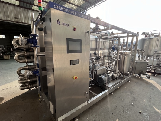Nova máquina de esterilização SUS304/316 Uht para processamento de suco de frutas, laranja/mango/coco com PLC