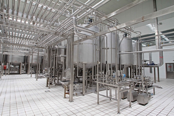 Optimização Linha de produção de leite pasteurizado com solução de projeto chave na mão Máquina de leite pasteurizado personalizada 0,5-2T / H