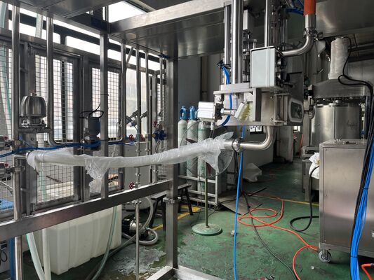 Personalizar o sistema de enchimento asséptico com sistema operacional PLC oferecendo solução de enchimento estéril para indústrias farmacêuticas e médicas