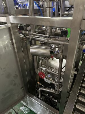 Personalizar o sistema de enchimento asséptico com sistema operacional PLC oferecendo solução de enchimento estéril para indústrias farmacêuticas e médicas